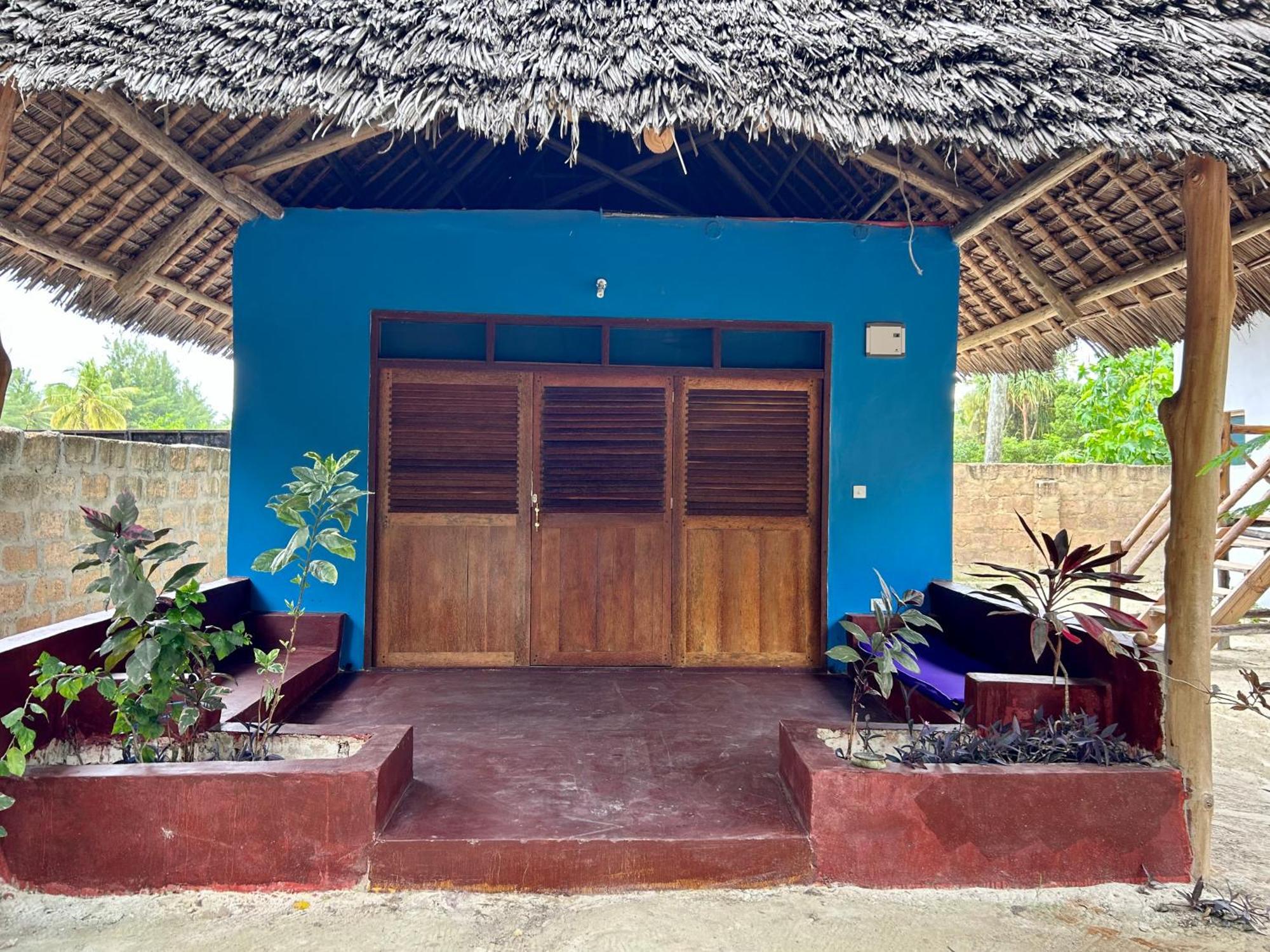 Milele Lodge Michamvi Extérieur photo